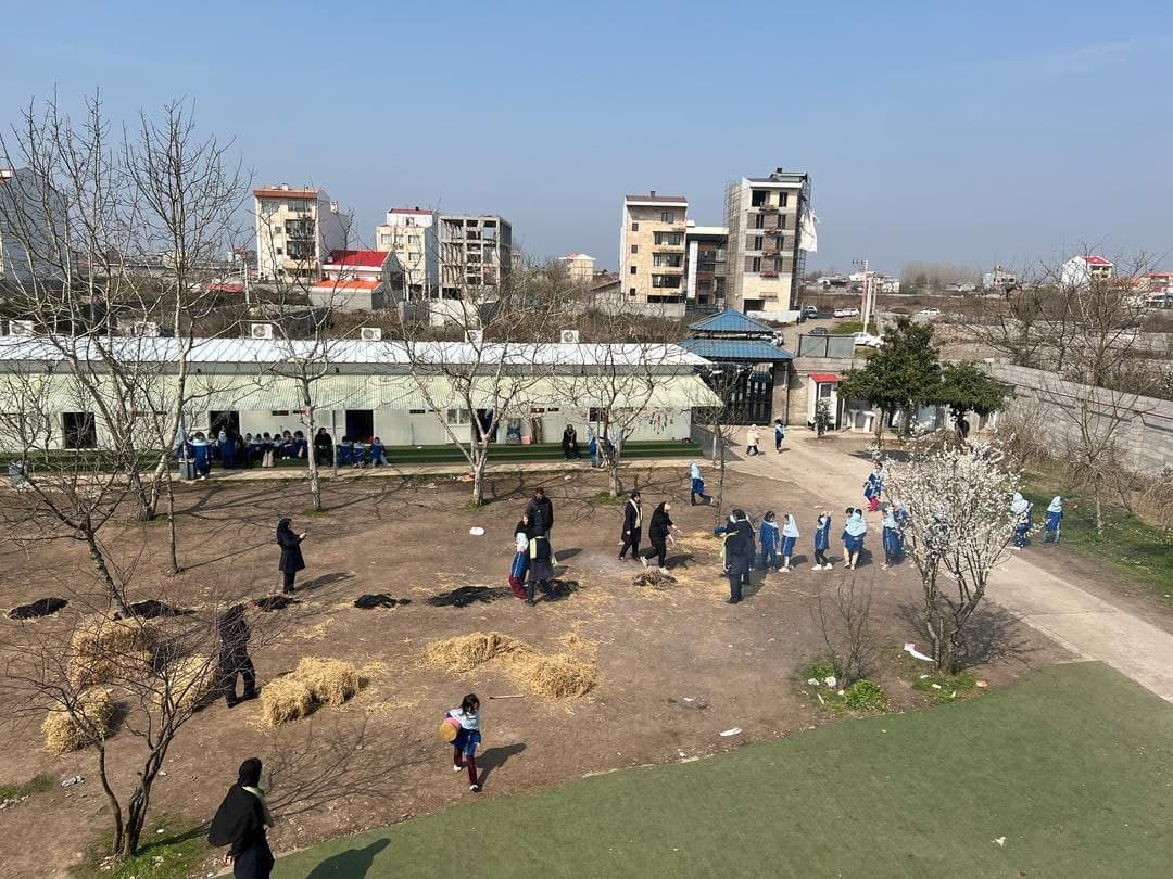 پیش دبستان و دبستان دخترانه هوشمند ریحانه