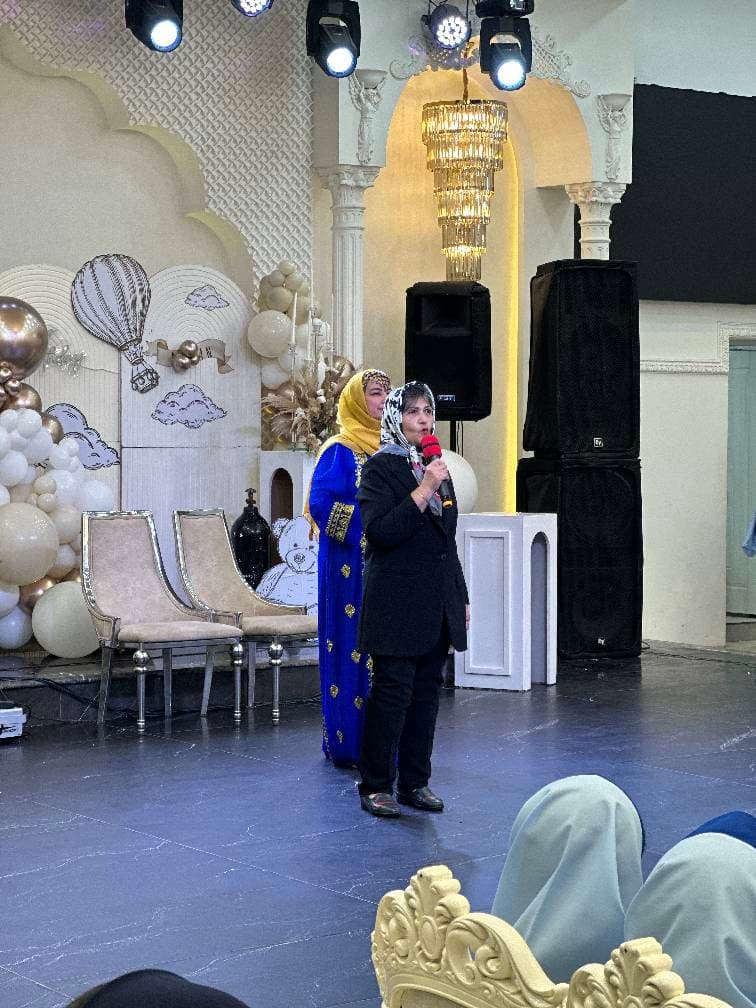 پیش دبستان و دبستان دخترانه هوشمند ریحانه